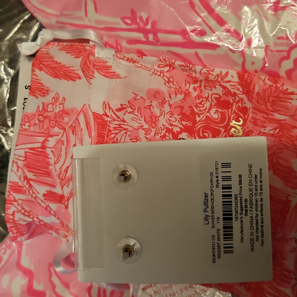 Lilly Pulitzer Gold and Pearl Shell Earrings - Picture 6 of 7